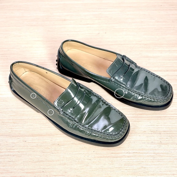 Tod's Green Patent Leather Loafers - Picture 7 of 12